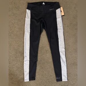 Women’s Burton mid weight X Pant Brand new